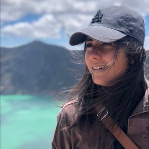 Meet your Posher, Alice